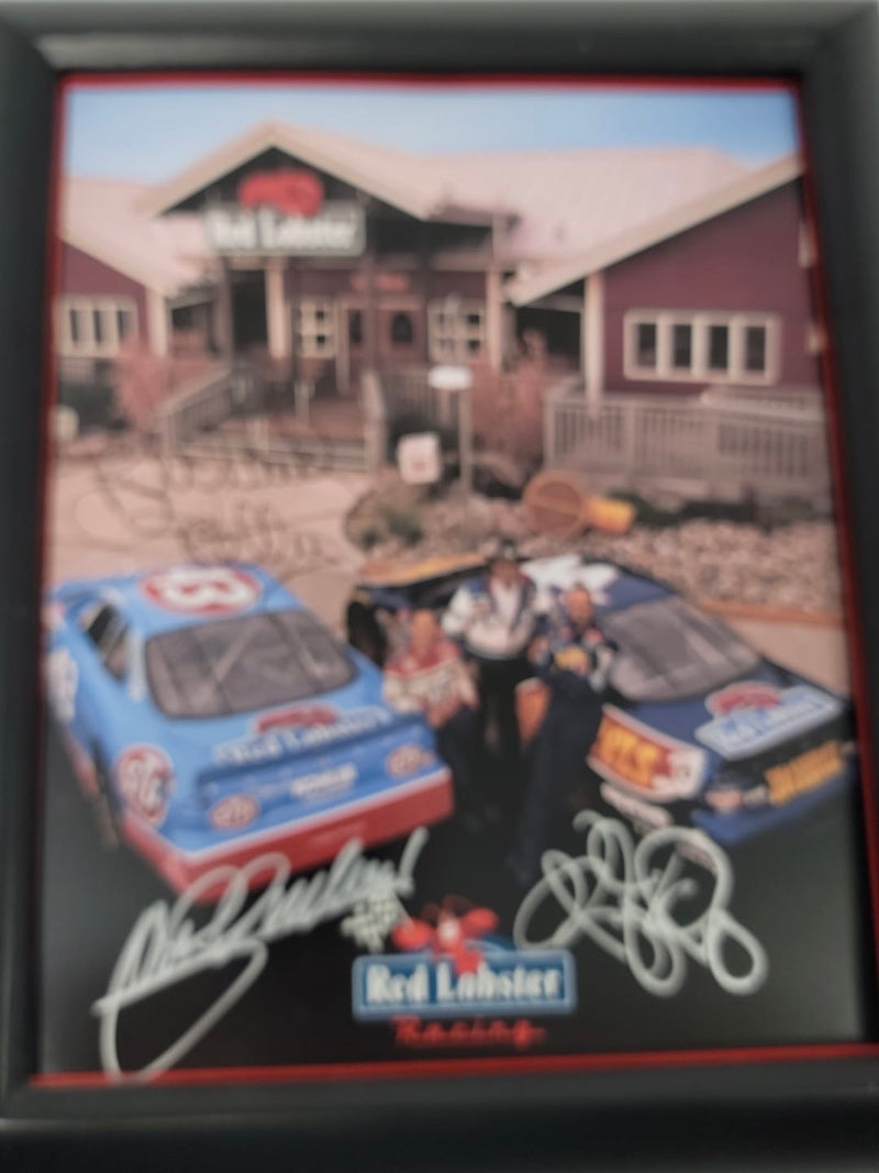 Red Lobster Photo Card Signed by Richard Petty, Kyle Petty, John Andretti